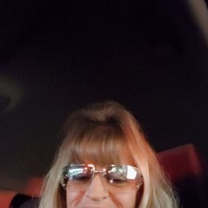 Meet your Posher, Pam